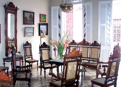 'living room' Casas particulares are an alternative to hotels in Cuba.